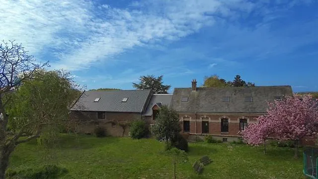 Les Insolites Bed and breakfast Roye-sur-Matz