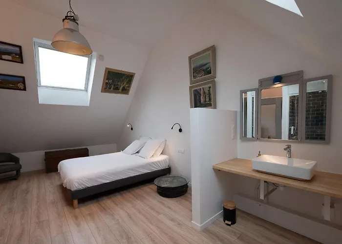 Les Insolites Bed and breakfast Roye-sur-Matz