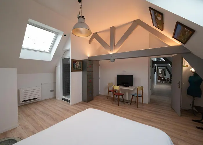 Les Insolites Bed and breakfast Roye-sur-Matz