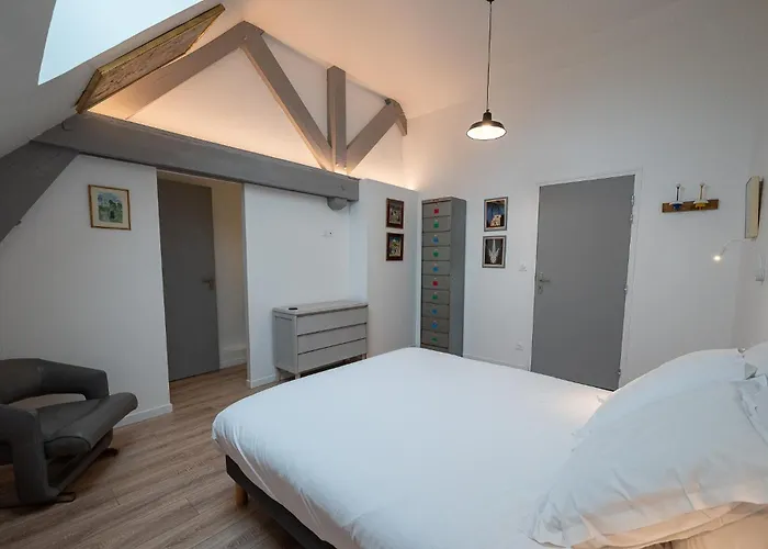 Les Insolites Bed and breakfast